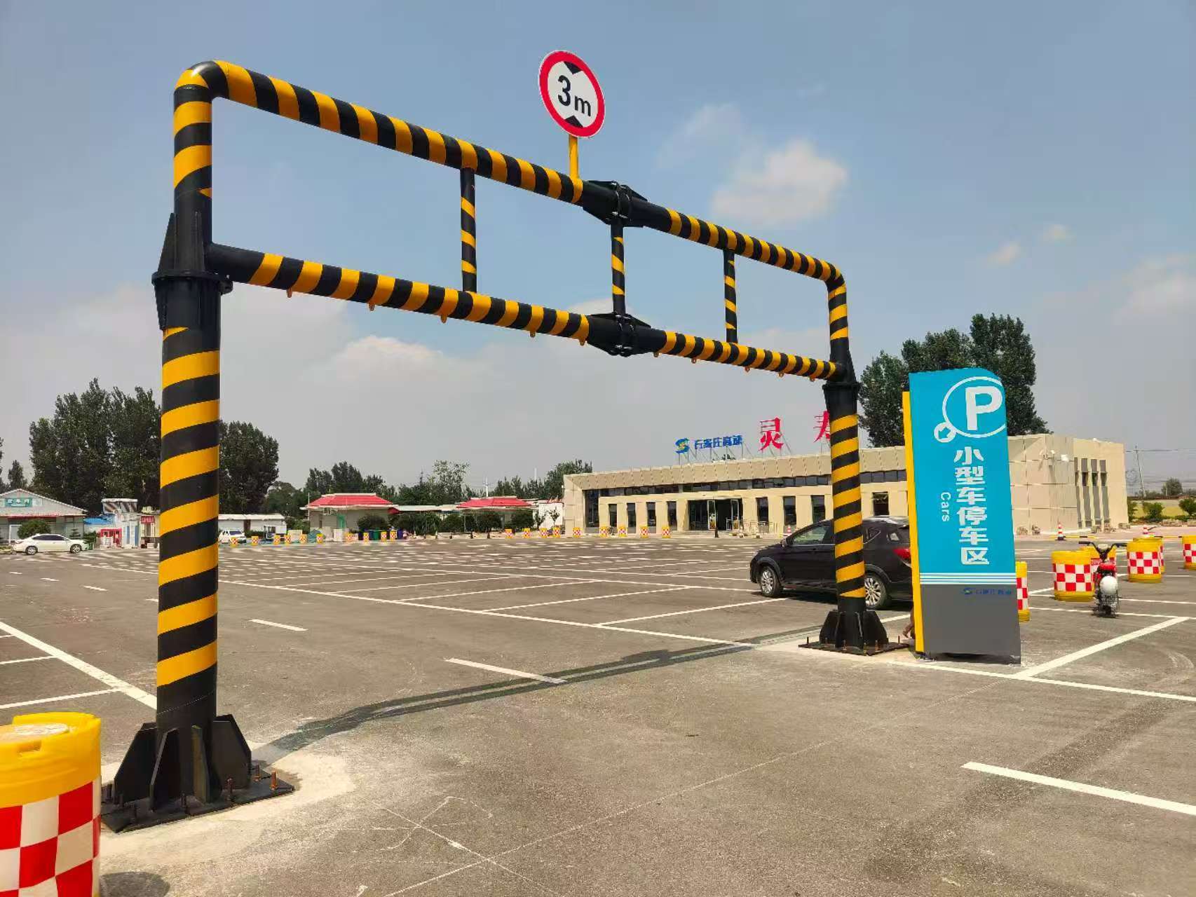 包头市交通标志杆限高架 - 哪里好